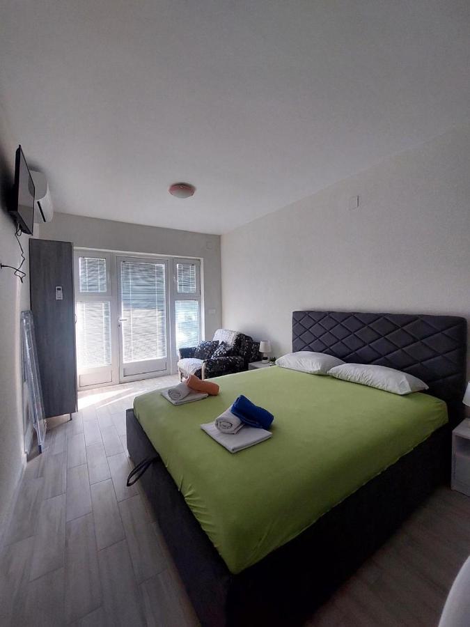 Apartment Iva Bijela Eksteriør billede