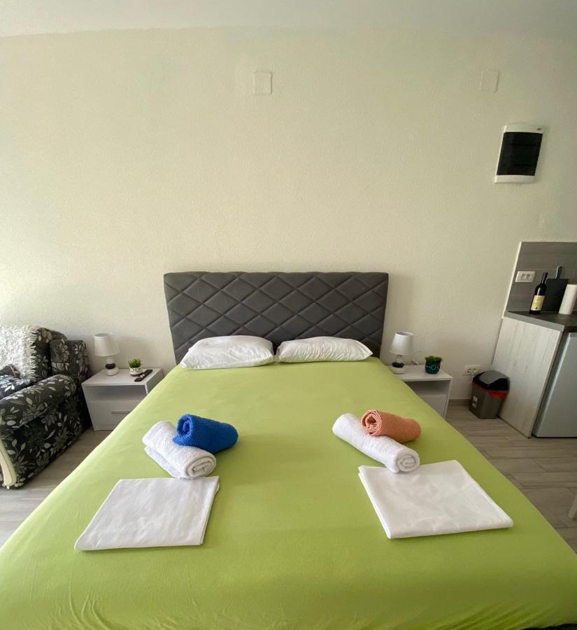 Apartment Iva Bijela Eksteriør billede