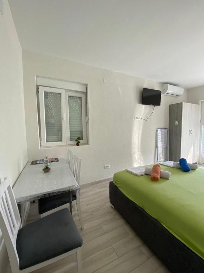 Apartment Iva Bijela Eksteriør billede