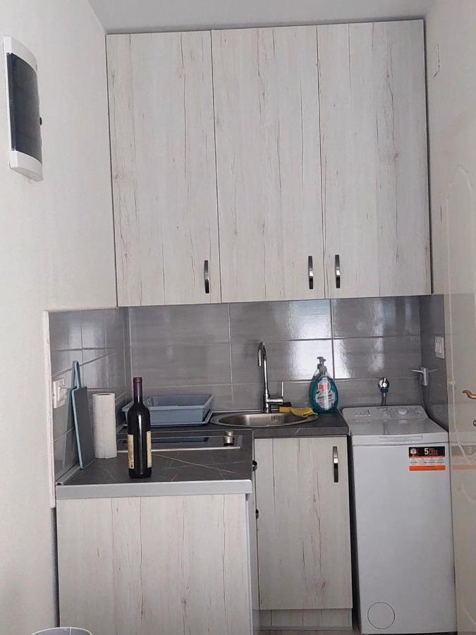 Apartment Iva Bijela Eksteriør billede